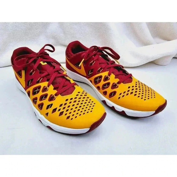Nike Size 9 Men's Train Speed 4 AMP USC Trojans Logo Red Gold Low Lace Sneakers - Picture 9 of 13